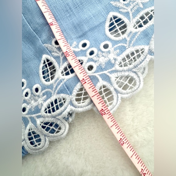 ASTR the Label Kiya Eyelet-Trim Crop Top, Size XL - NWT - Picture 9 of 9